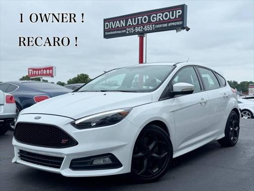 2016 Ford Focus ST ST