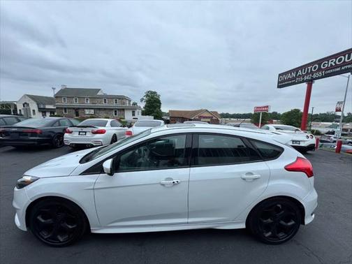 2016 Ford Focus ST ST