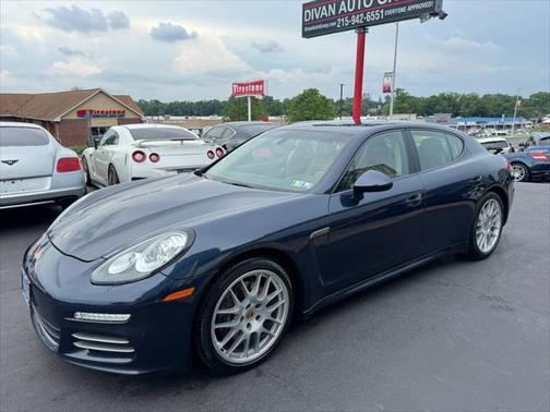 2015 Porsche Panamera 4