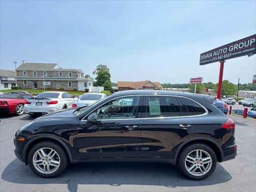 2018 Porsche Cayenne Platinum Edition