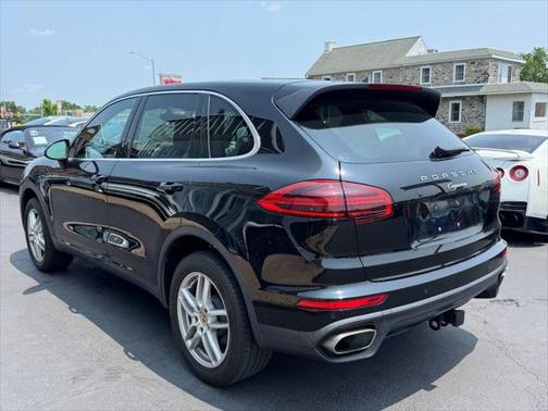 2018 Porsche Cayenne Platinum Edition