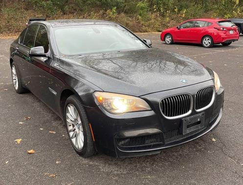 2011 BMW 740 740i 4dr Sedan