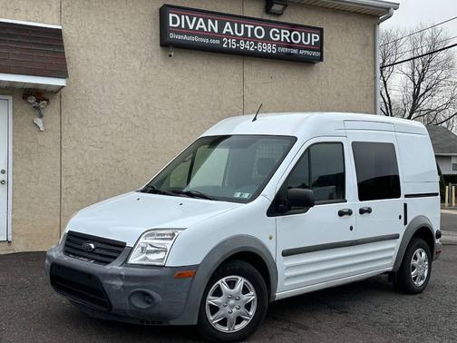 2013 Ford Transit Connect XL 4dr Cargo Mini Van w/Side and Rear Glass