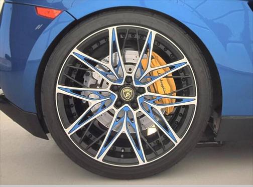 2013 Lamborghini Gallardo LP 550 2 2dr Coupe