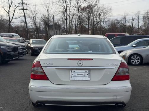2009 Mercedes-Benz E-Class E 350 4MATIC AWD 4dr Sedan