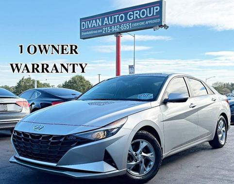 2022 Hyundai ELANTRA SE