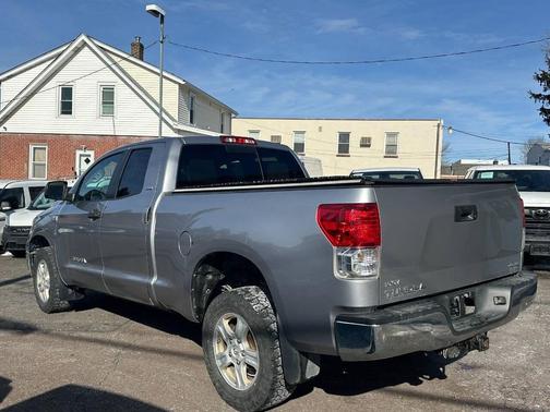 2010 Toyota Tundra Grade