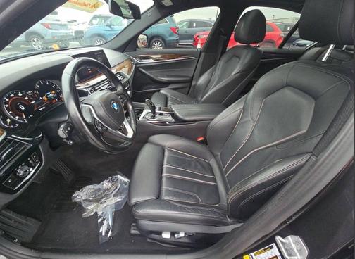 2017 BMW 530 530i xDrive AWD 4dr Sedan