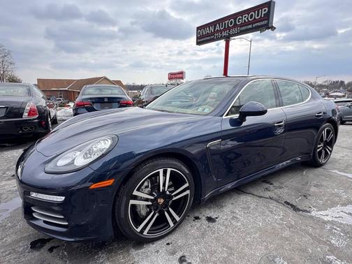 2014 Porsche Panamera 4S