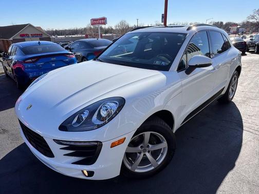 2018 Porsche Macan Base AWD 4dr SUV