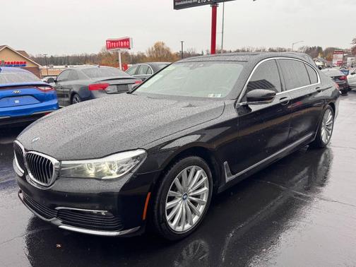 2018 BMW 740 740i xDrive AWD 4dr Sedan