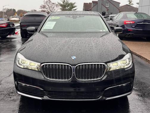2018 BMW 740 740i xDrive AWD 4dr Sedan