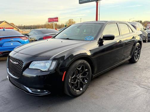 2019 Chrysler 300 S