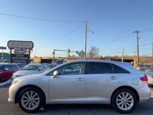 2010 Toyota Venza Base