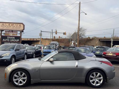 2005 Nissan 350Z Enthusiast 2dr Roadster