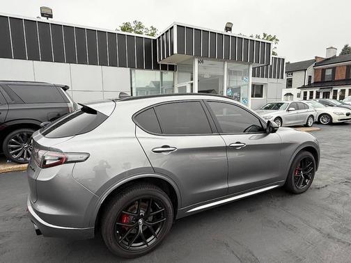 2021 Alfa Romeo Stelvio Ti Sport