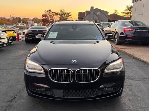 2015 BMW 750 i xDrive