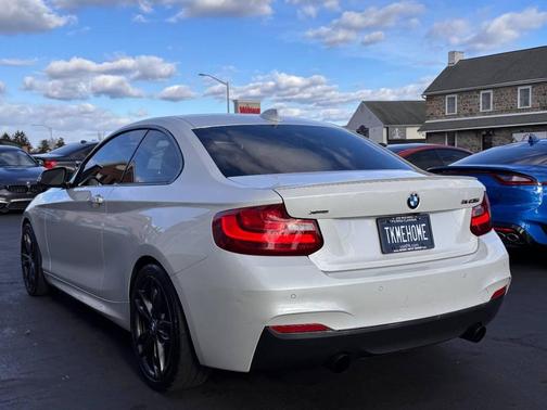 2016 BMW M2 Base