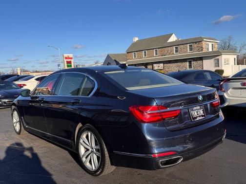 2016 BMW 750 i xDrive