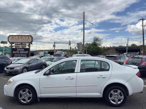 2005 Chevrolet Cobalt Base