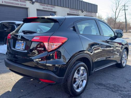 2018 Honda HR-V LX