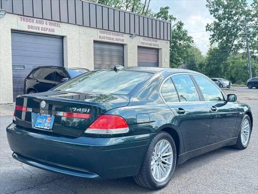 2004 BMW 745 745i 4dr Sedan