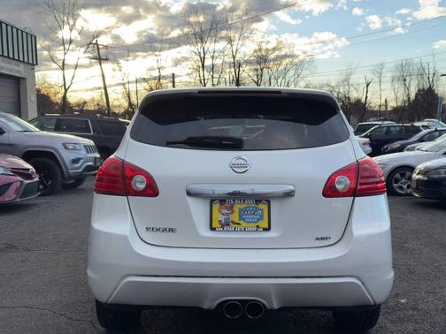 2011 Nissan Rogue Krom