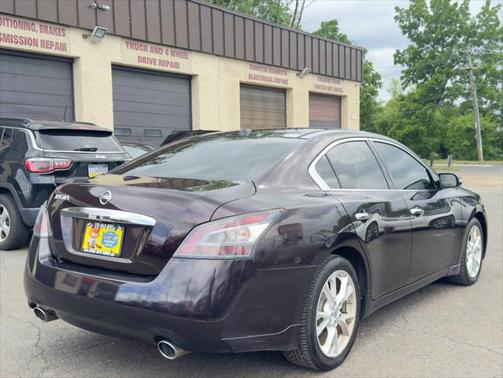 2012 Nissan Maxima SV