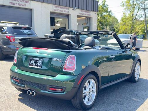 2011 MINI Cooper S Base