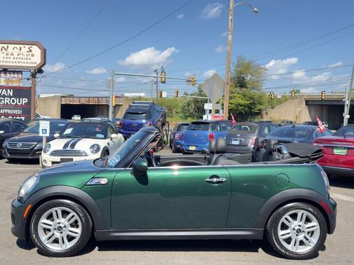 2011 MINI Cooper S Base
