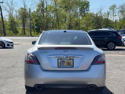 Silver 2012 Nissan Maxima S