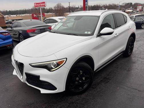 2018 Alfa Romeo Stelvio Base