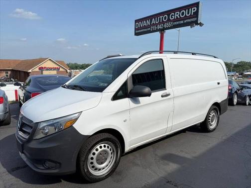 2016 Mercedes-Benz Metris Base