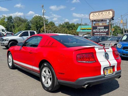 2012 Ford Mustang V6