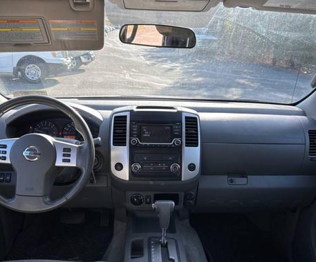 2017 Nissan Frontier SV