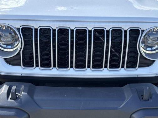 Bright White Clearcoat 2024 Jeep Wrangler Sahara