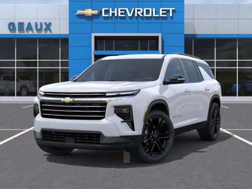 Summit White 2026 Chevrolet Traverse LT