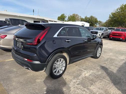 2023 Cadillac XT4 Luxury