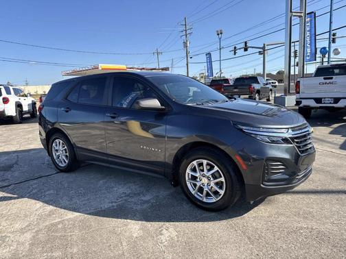 2022 Chevrolet Equinox LS