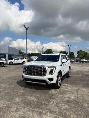 Summit White 2025 GMC Yukon Denali
