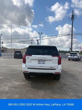 Summit White 2025 GMC Yukon Denali