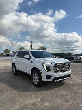 Summit White 2025 GMC Yukon Denali