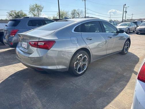 2024 Chevrolet Malibu LT