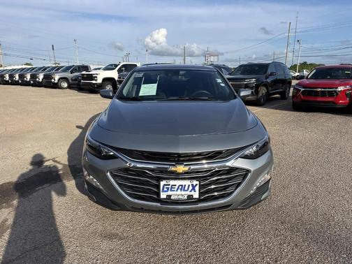 Sterling Gray Metallic 2024 Chevrolet Malibu LT