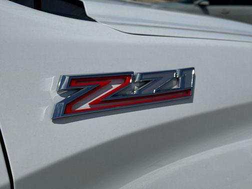 Summit White 2021 Chevrolet Silverado 1500 RST