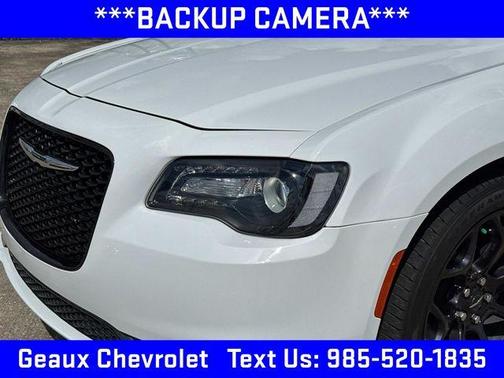 2019 Chrysler 300 Touring