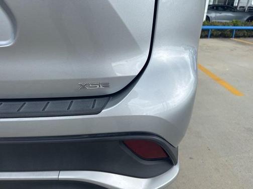 Celestial Silver Metallic 2023 Toyota Highlander XSE