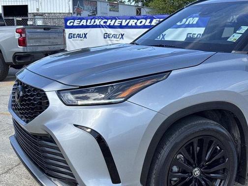 Celestial Silver Metallic 2023 Toyota Highlander XSE