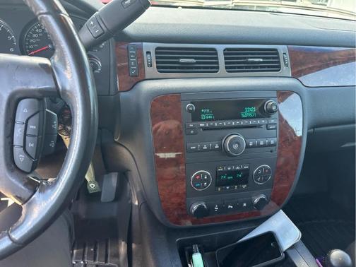 2010 Chevrolet Suburban 1500 LT