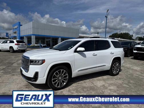 2023 GMC Acadia Denali